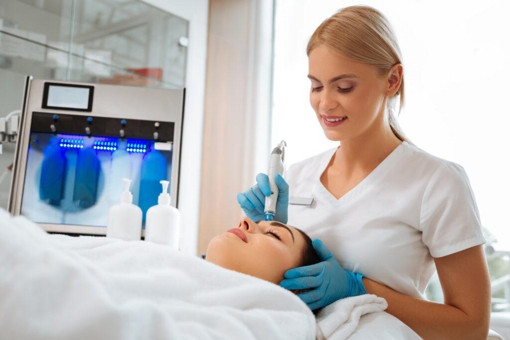 HydraFacial in Düsseldorf: für reine, klare, strahlende Haut